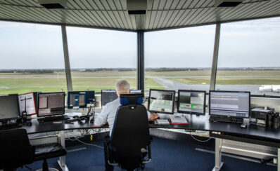 Tårn-personel i danske lufthavne varsler konflikt