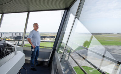 Søren har guidet flytrafikken sikkert til og fra Nordsøen i mere end 40 år