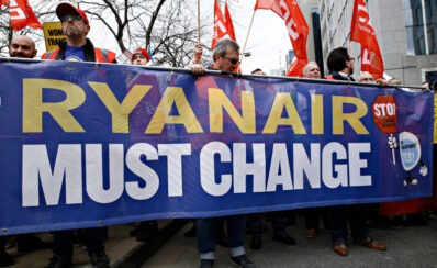 Ryanairs ’Buzz’ indleder østeuropæisk invasion på jagt efter billige arbejdsvilkår