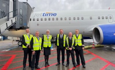 Jettime ansætter 48 konkursramte piloter og sender de første charterfly af sted