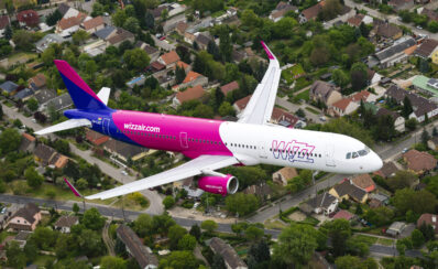 Efter fagforeningsfjendsk adfærd: Dansk pensionsselskab frasælger aktier i Wizz Air