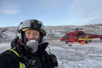 Paw og hans kolleger redder liv i Grønlands mest ufremkommelige områder