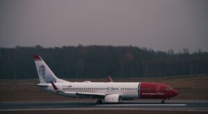 FPU: Norwegian forsøger at true sig til permanente forringelser af danske jobs
